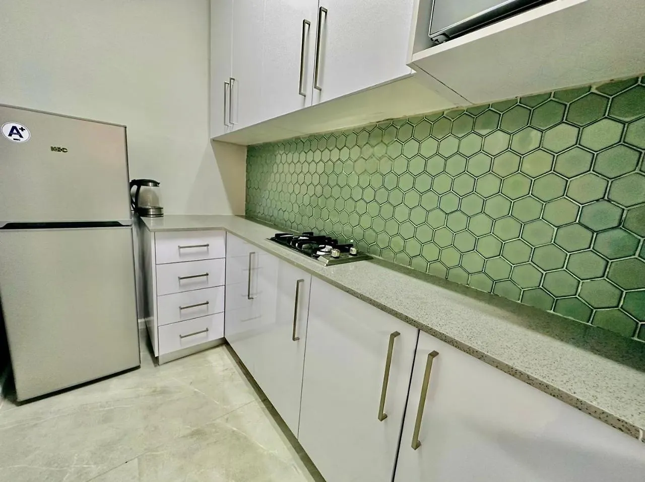 Central Bachelor Apartment - Sea Point Cape Town South Africa
